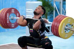 Lee más sobre el artículo Vallenilla se corona en los 96 kilogramos y da a Venezuela su segundo título en la rama masculina del Clasificatorio de los Juegos Centroamericanos de El Salvador